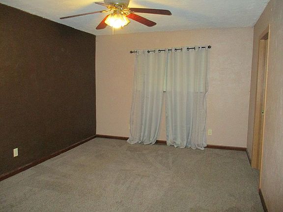 3rd image of 2390 County Road 144