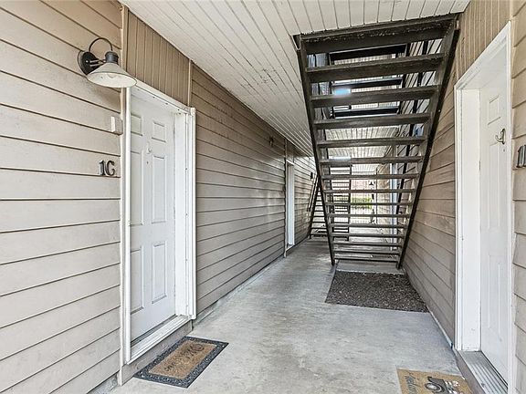 2nd image of 2800 Steamship Cir APT 1C