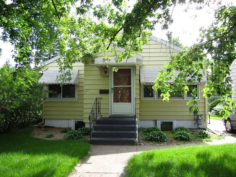 1st image of 1204 10th Ave S