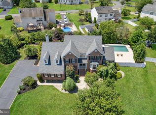 104 One Mile Rd, Hightstown, NJ 08520