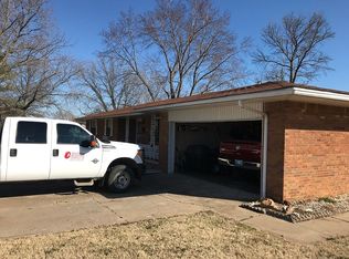 3801 Wayside Dr, Bartlesville, OK 74006