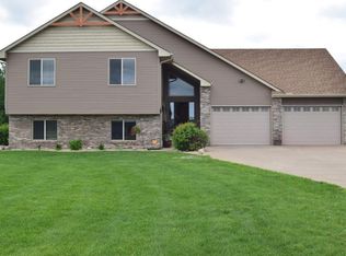 4600 236th Ln NE, East Bethel, MN 55005