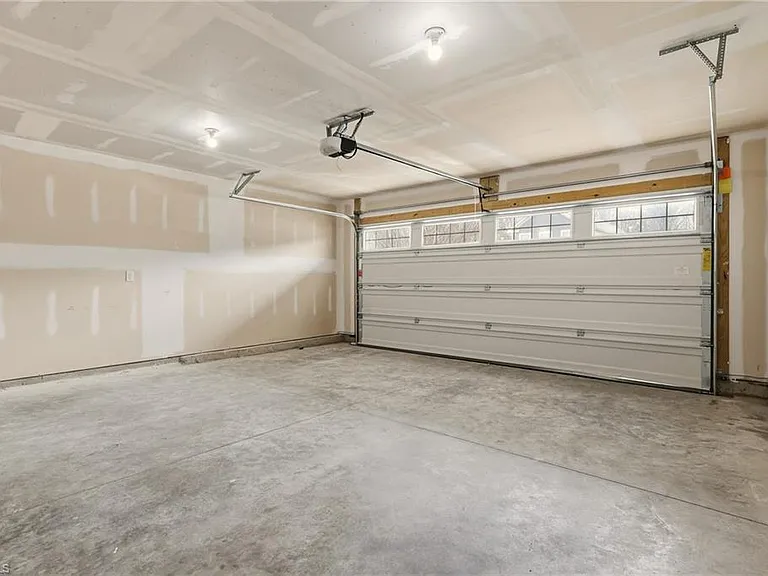 849 Bitting Hall Dr — Photo 39
