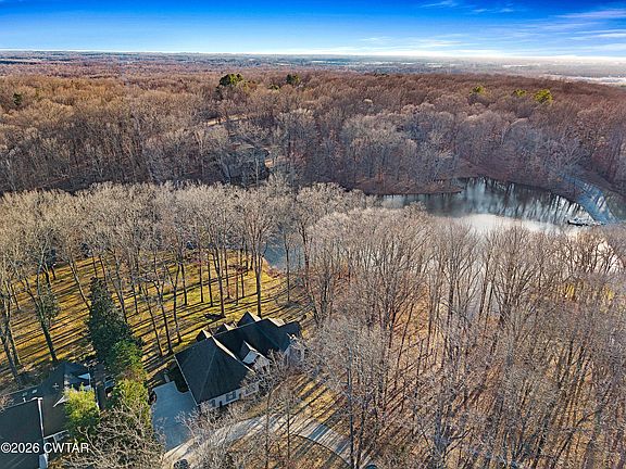 4th image of 18 Lake Of The Woods Cv