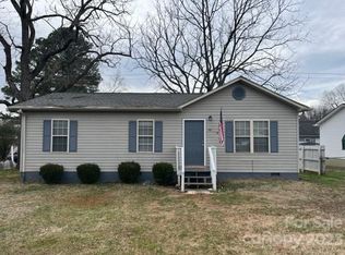 1112 N Davis Ave, Newton, NC 28658