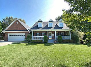 2192 Hounds Way, Hickory, NC 28601