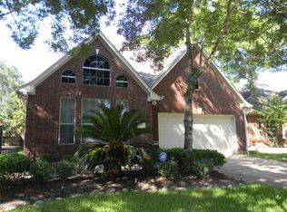 18 Grants Lake Cir, Sugar Land, TX 77479