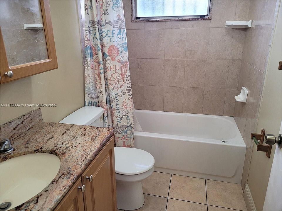 1st image of 2357-9 NW 29th St Rear 4