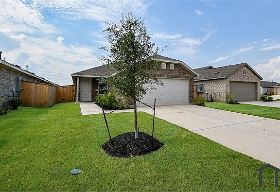 2nd image of 6855 Lantana Leaf Ln
