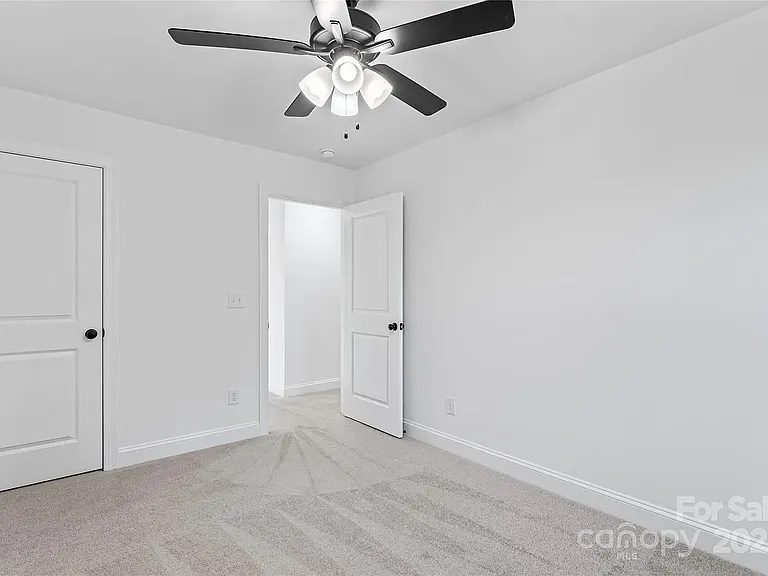 2909 New Pineola Rd #102 — Photo 11