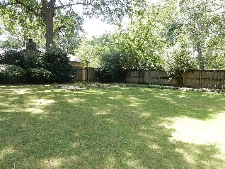 4328 Castlewood Ct — Photo 7