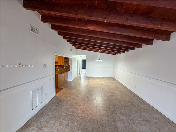5th image of 6211 SW 116th Pl APT F