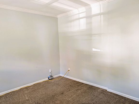 5th image of 27 South St