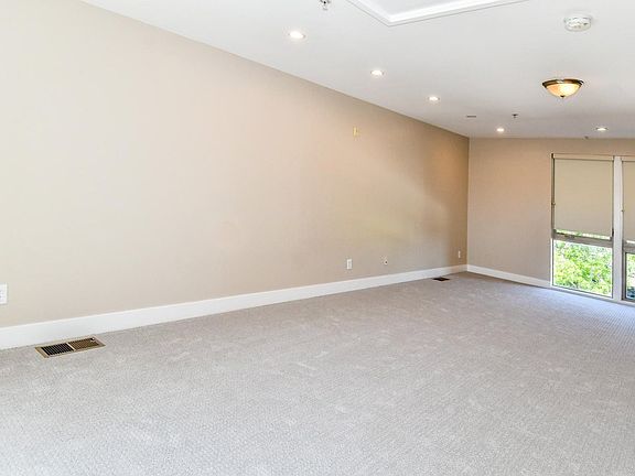 3rd image of 3040 Zuni St #B