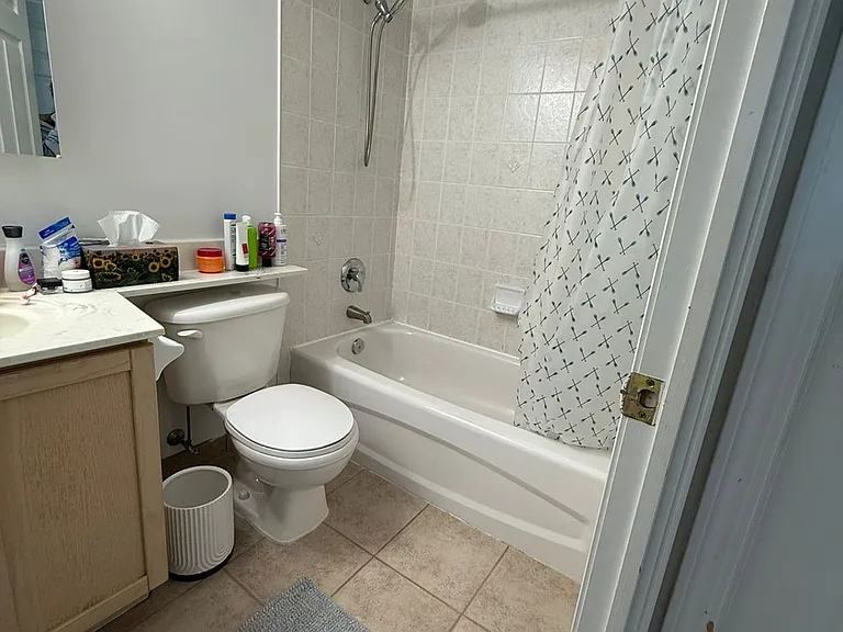26 Olive Ave N #Penthouse 02 — Photo 15
