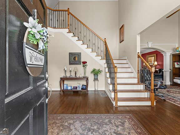 4th image of 2315 Council Ln