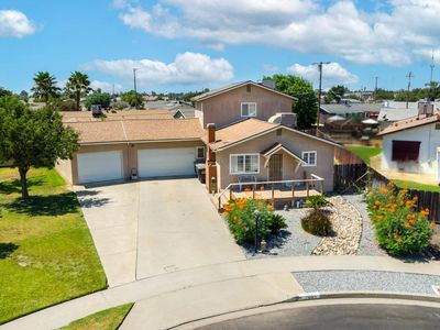1921 N Waukena Way, Hanford, CA, 93230