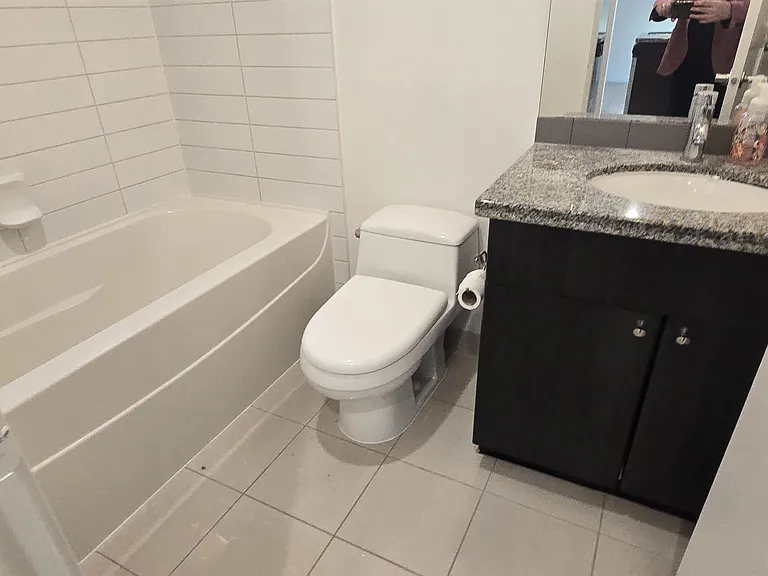 14 Begbie St #301 — Photo 10