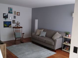 535 East Blf, Madison, WI 53704