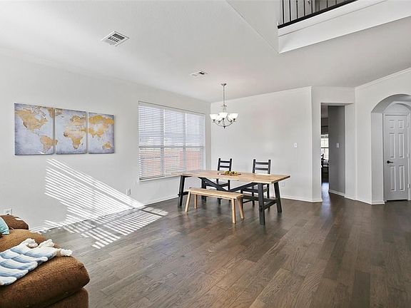 5th image of 11594 Henderson Dr