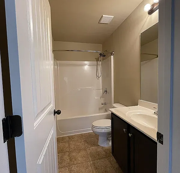 6069 Reynolds Cir — Photo 47