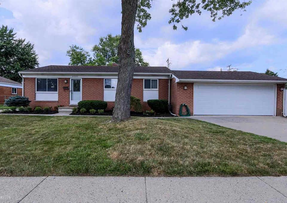 1st image of 23211 Avon St