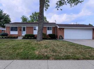 23211 Avon St, Saint Clair Shores, MI