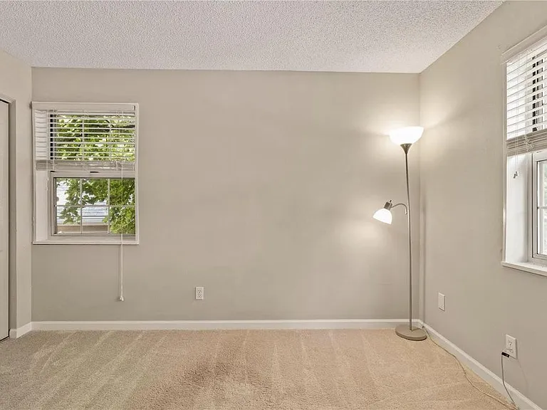1503 E Swan Cir — Photo 24
