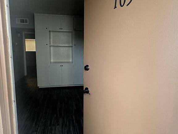 2nd image of 535 Wier Rd