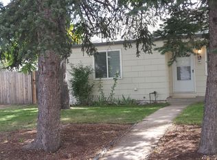 910 Nile St, Aurora, CO 80010