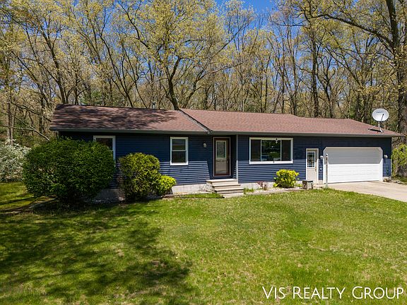 2nd image of 4500 Arbutus Ct