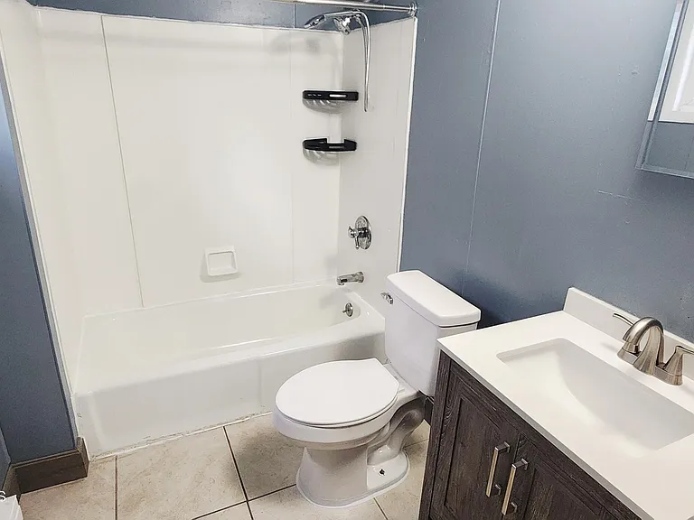 110 Ash St — Photo 11
