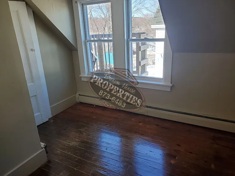21 Church St — Photo 3