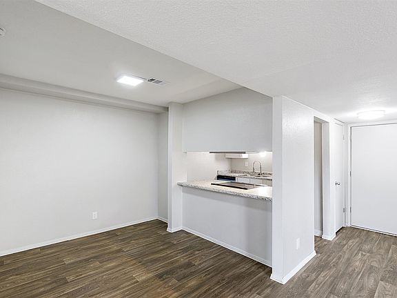 4th image of 3869 Montgomery Blvd NE APT 1605