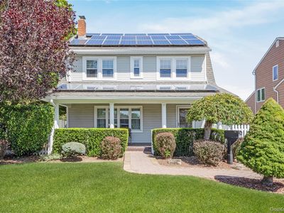 3945 Hickory Street, Seaford, NY, 11783