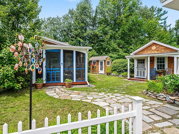 3rd image of 41 Evergreen Lane