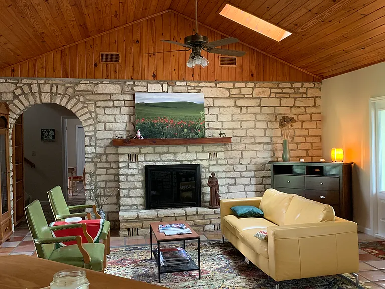 1844 Flite Acres Rd — Photo 3