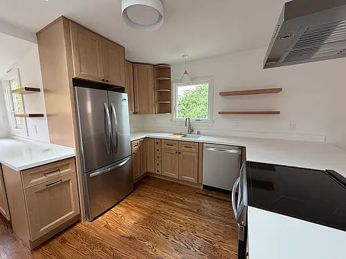 2108 Grant St Photo 1