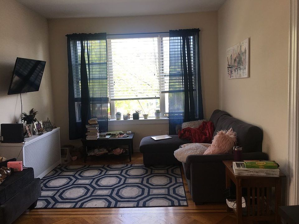 1st image of 3050 35th St APT 2F