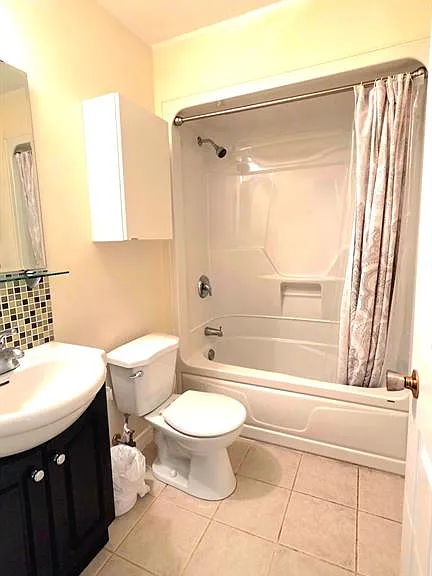 1792 Northway Ave #3 — Photo 8