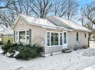 1323 Catherine Ave, Muskegon, MI 49442