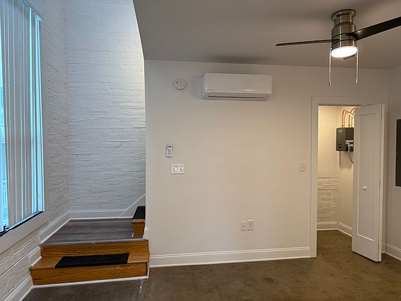 5th image of 421 Rivermont Ave