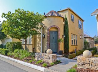 1762 N Merlan Ln, Clovis, CA