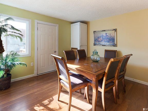 3rd image of 272 Templeton Ave