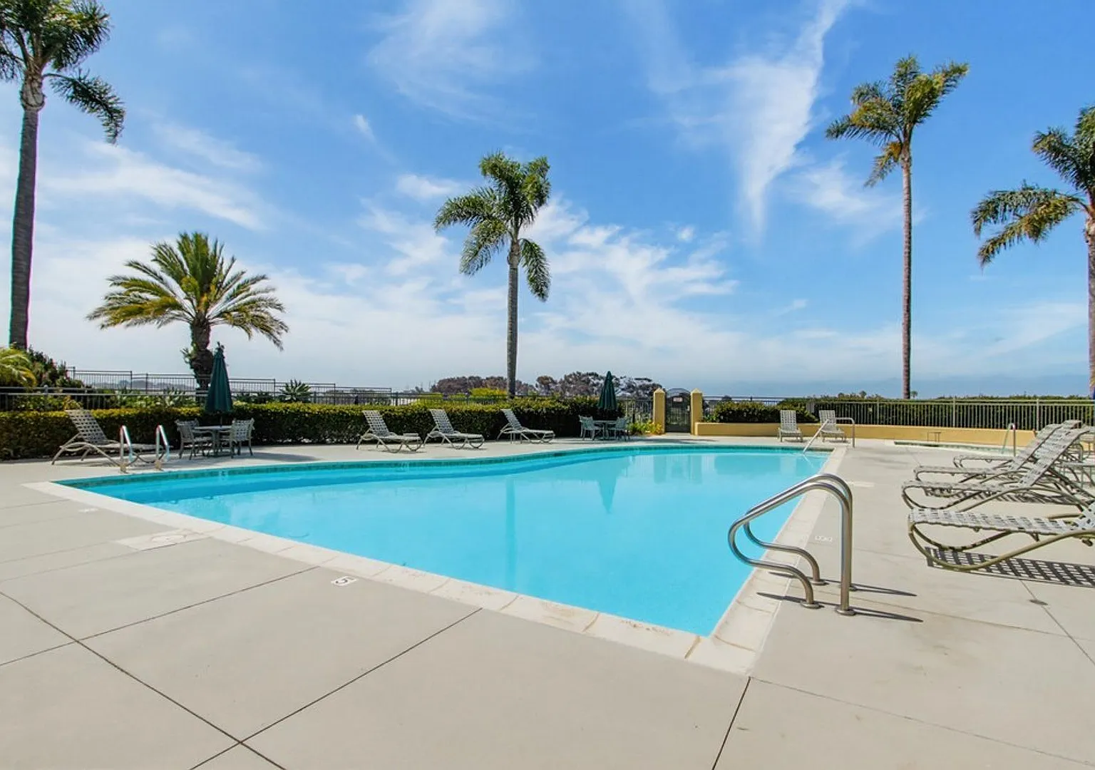 Carlsbad Condo West of 5 Freeway with Lagoon Access - Available September 2026 — Photo 2
