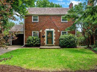 2394 Hollywood Dr, Pittsburgh, PA