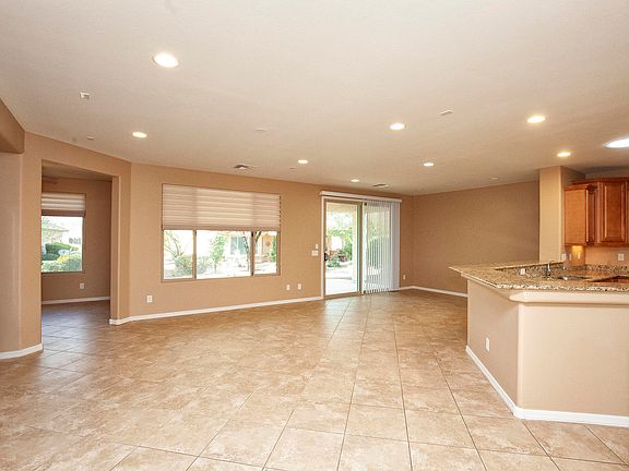 5th image of 26236 W Firehawk Dr