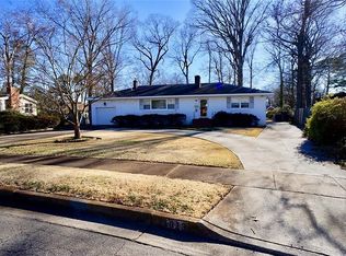 1613 While Ln, Norfolk, VA 23518