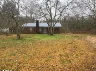 275 Waters Rd, Mount Olive, MS 39119