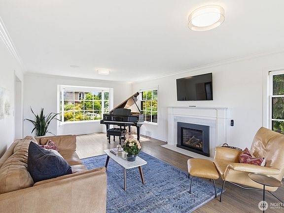5th image of 5815 Ann Arbor Avenue NE
